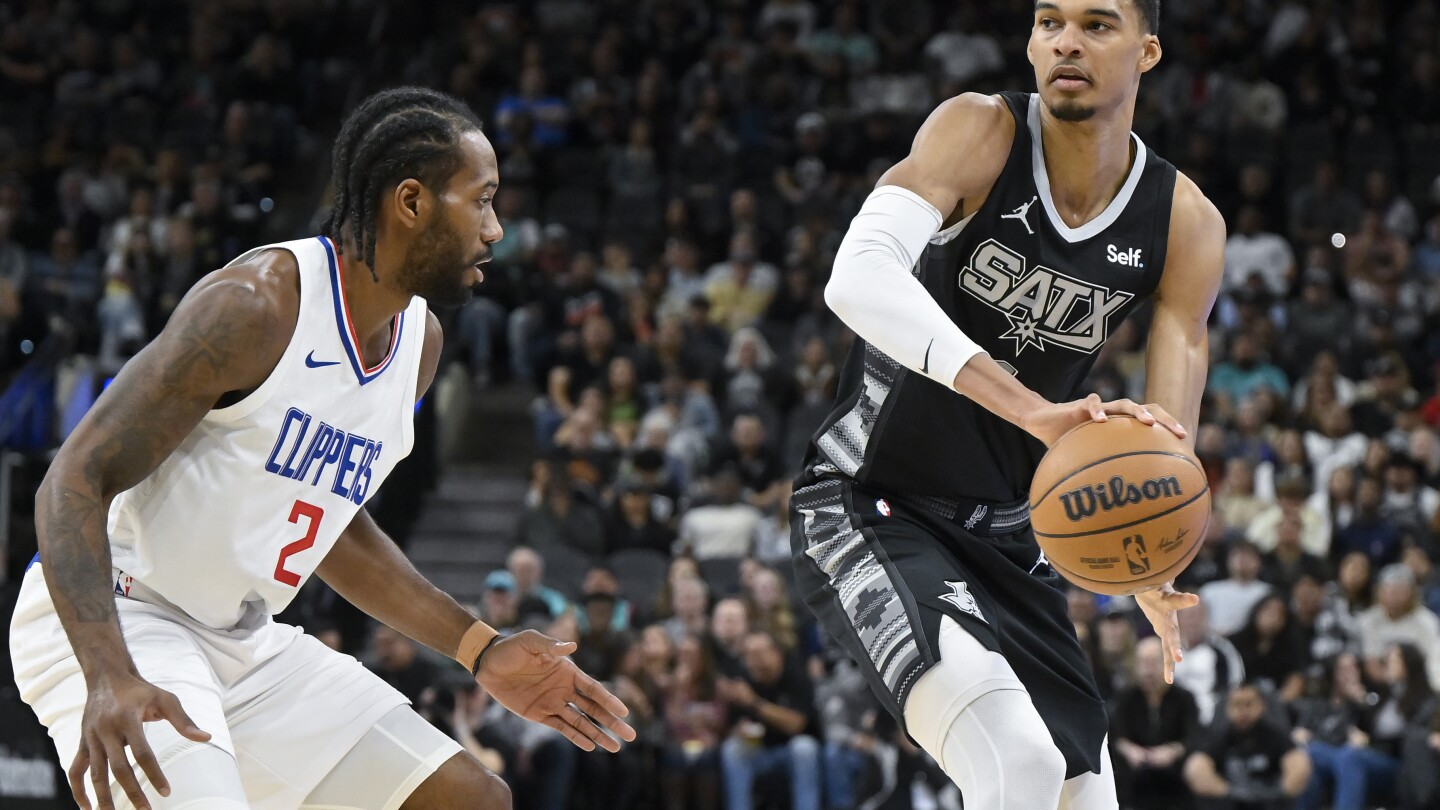 Kawhi leonard fake pass shop